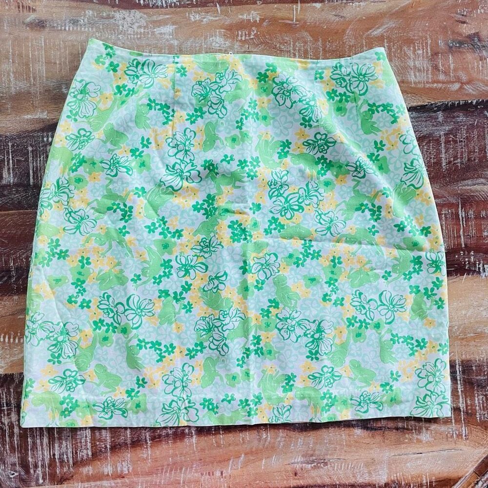 Lilly Pulitzer white label vintage skirt frogs and Lilly pads print